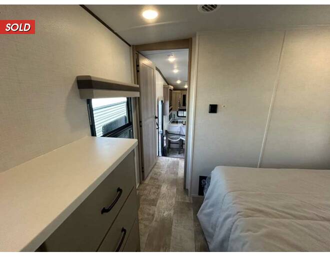 2024 Rockwood Signature 281RK Fifth Wheel at Homestead RV Center STOCK# 2274 Photo 15