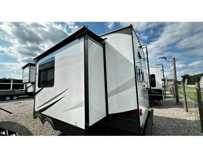 2024 Rockwood Signature 282RD Fifth Wheel at Homestead RV Center STOCK# 2296 Photo 15