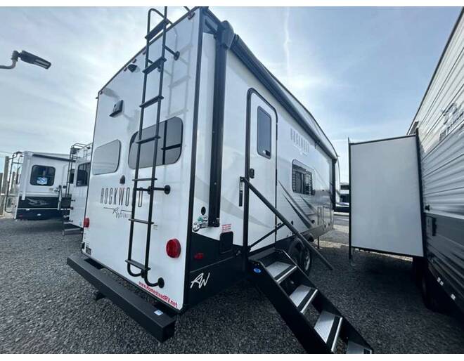 2024 Rockwood Signature 282RD Fifth Wheel at Homestead RV Center STOCK# 2296 Photo 5