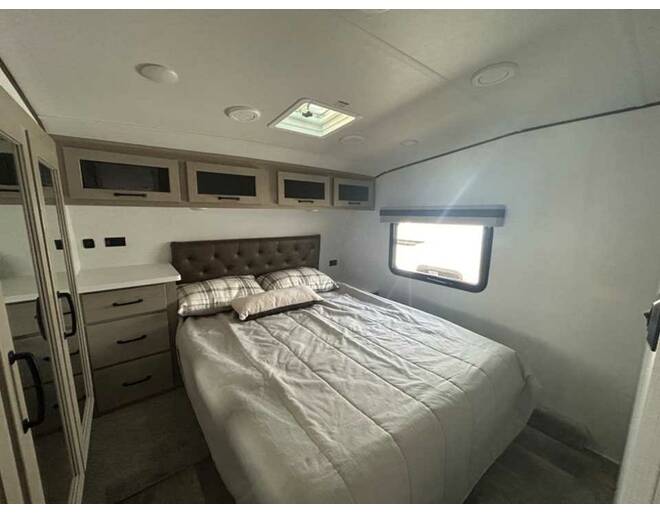 2024 Rockwood Signature 282RD Fifth Wheel at Homestead RV Center STOCK# 2296 Photo 8