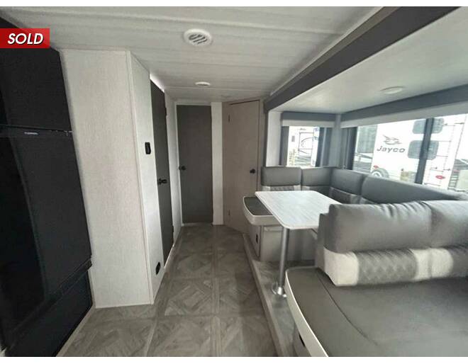 2024 Salem Cruise Lite 273QBXLX Platinum Travel Trailer at Homestead RV Center STOCK# 2295 Photo 5