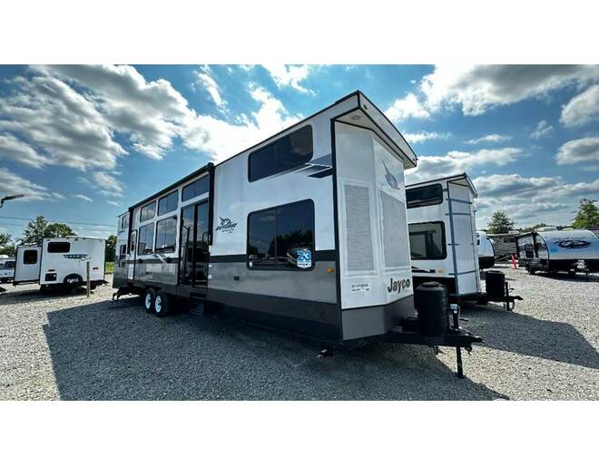 2024 Jayco Jay Flight Bungalow Destination Trailer 40LSDL Travel Trailer at Homestead RV Center STOCK# 2312 Photo 27