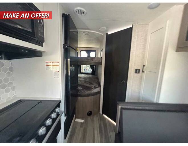 2024 Jayco Jay Flight 224BH Travel Trailer at Homestead RV Center STOCK# 2319 Photo 2