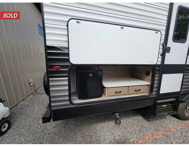 2024 Jayco Jay Flight 324BDS Travel Trailer at Homestead RV Center STOCK# 2357 Photo 6