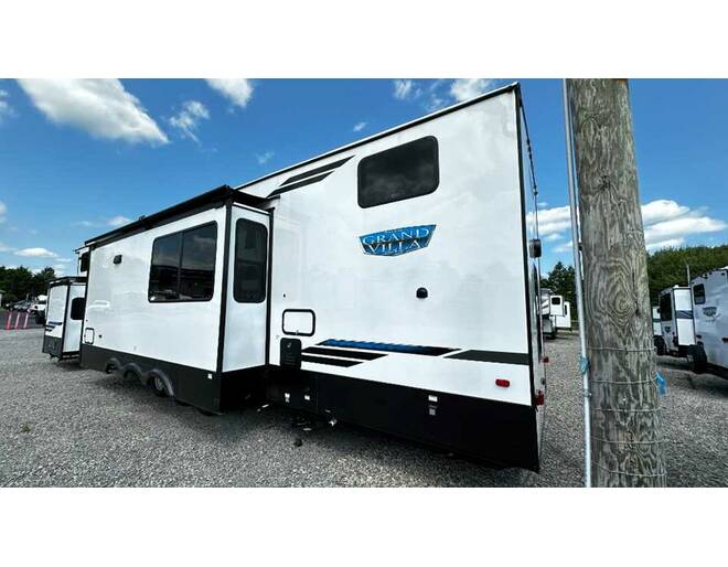 2024 Salem Grand Villa Destination Trailer 44VIEW Travel Trailer at Homestead RV Center STOCK# 2387 Photo 18