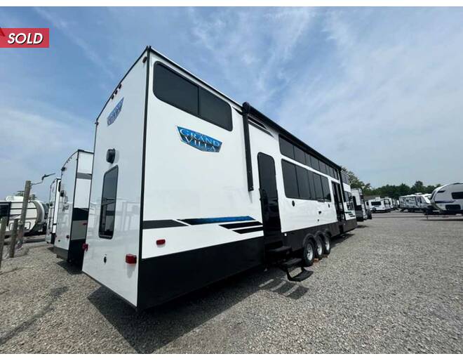 2024 Salem Grand Villa Destination Trailer 44VIEW Travel Trailer at Homestead RV Center STOCK# 2387 Photo 5