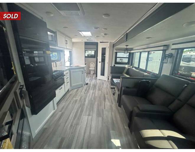 2024 Jayco White Hawk 27RB Travel Trailer at Homestead RV Center STOCK# 2391 Photo 15