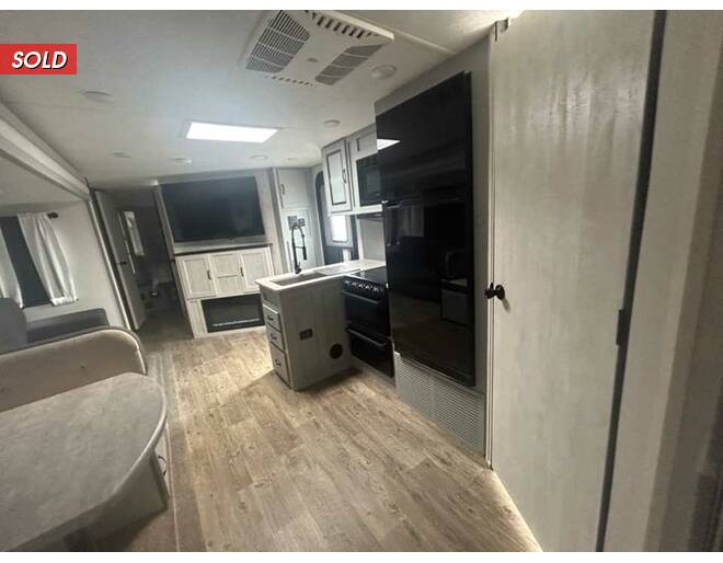 2023 Vibe 32BH Travel Trailer at Homestead RV Center STOCK# 2421 Photo 16