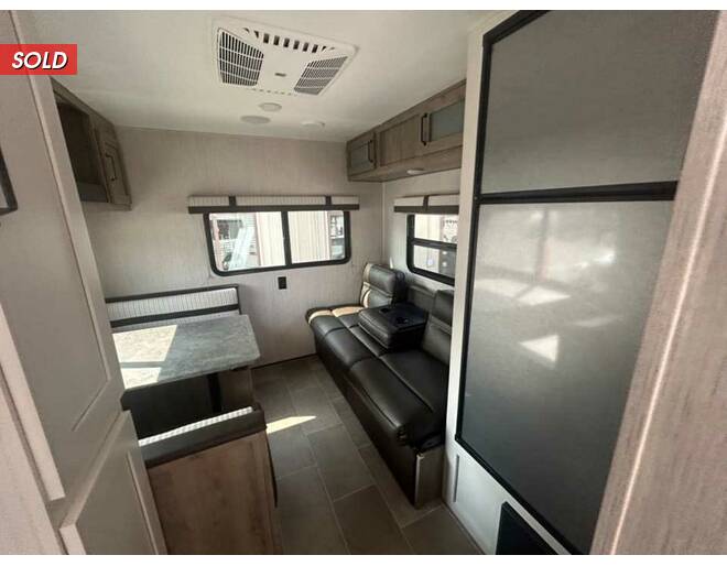 2021 Palomino Puma XLE Lite 20RLC Travel Trailer at Homestead RV Center STOCK# 2428 Photo 11