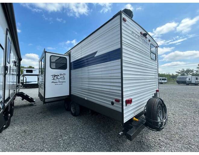 2022 Prime Time Avenger 24BHS Travel Trailer at Homestead RV Center STOCK# 2431 Photo 9