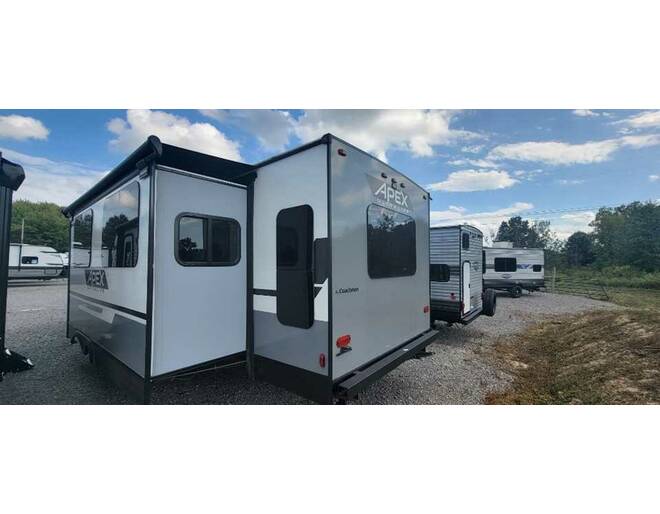 2023 Coachmen Apex Ultra-Lite 293RLDS Travel Trailer at Homestead RV Center STOCK# 2434 Photo 12