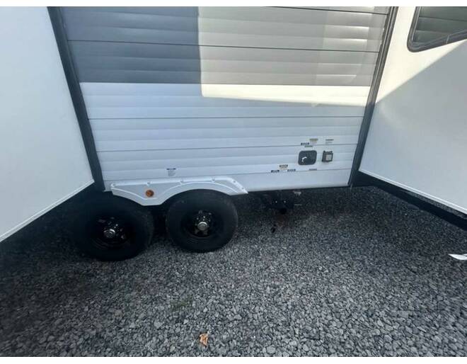 2025 Salem 36VBDS Travel Trailer at Homestead RV Center STOCK# 2453 Photo 15