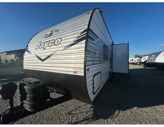 2025 Jayco Jay Flight SLX 262RLS Travel Trailer at Homestead RV Center STOCK# 2460 Photo 7