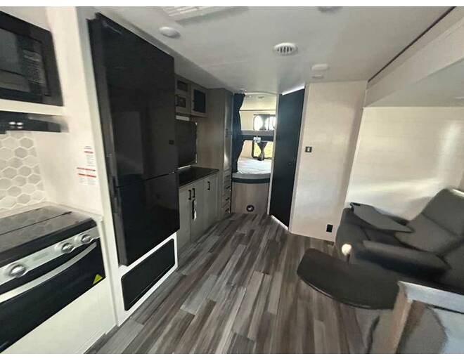 2025 Jayco Jay Flight 284BHS Travel Trailer at Homestead RV Center STOCK# 2469 Photo 2