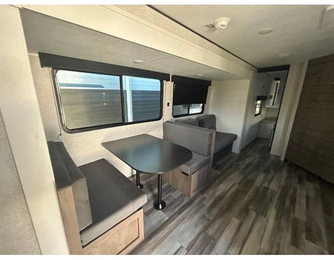 2025 Jayco Jay Flight SLX 263BHS Travel Trailer at Homestead RV Center STOCK# 2470 Photo 7