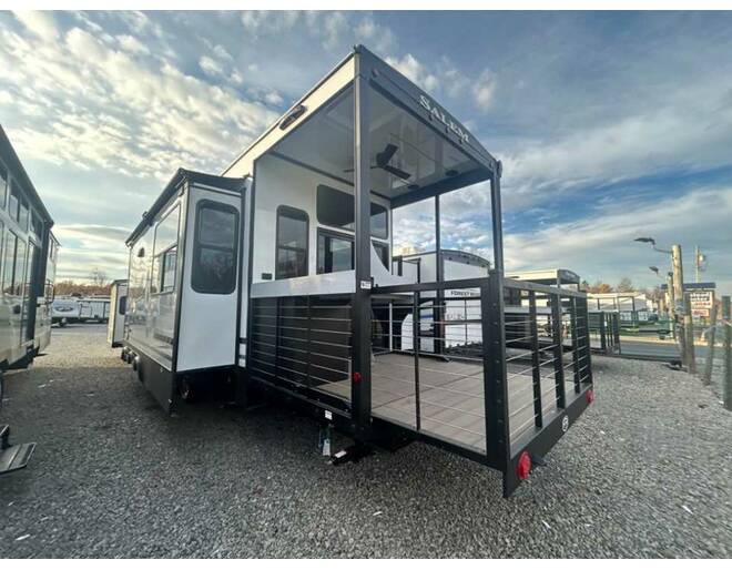 2025 Salem Grand Villa Destination Trailer 42VERANDA Travel Trailer at Homestead RV Center STOCK# 2471 Photo 26