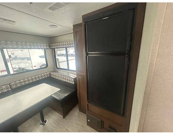 2019 Prime Time Avenger ATI 20RD Travel Trailer at Homestead RV Center STOCK# 2475 Photo 5